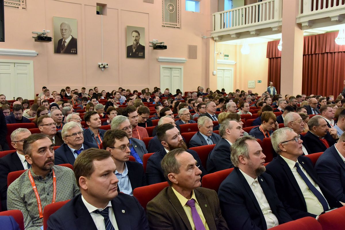 В Москве проходит Курчатовский форум синхротронных и нейтронных исследований